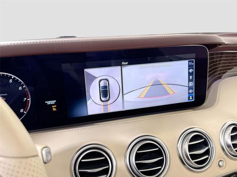 Used 2019 Mercedes-Benz S 560 Cabriolet image 21