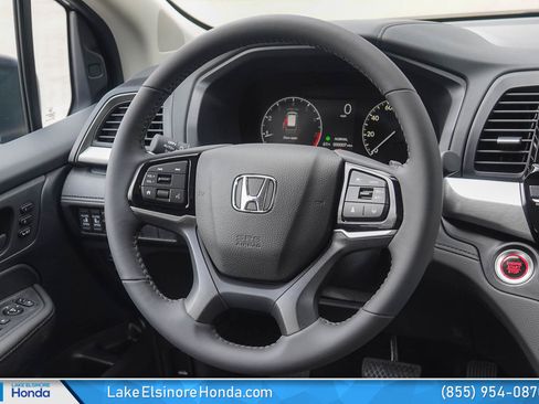 New 2026 Honda Odyssey EX-L image 17