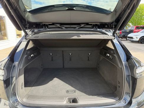 Certified 2023 Buick Envision Avenir FWD image 9
