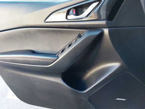 Used 2016 MAZDA MAZDA3 s Touring image 30