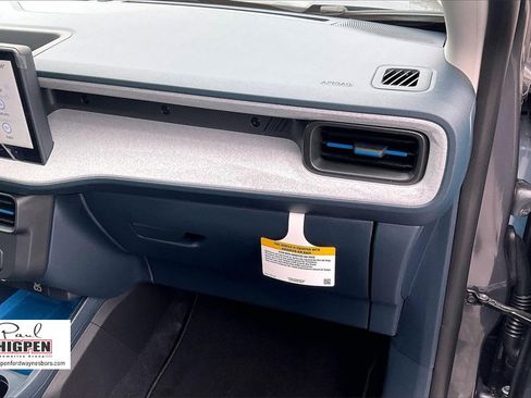 New 2026 Ford Maverick XLT image 27