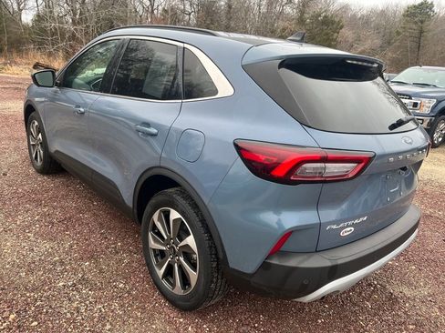 Used 2023 Ford Escape Platinum image 8