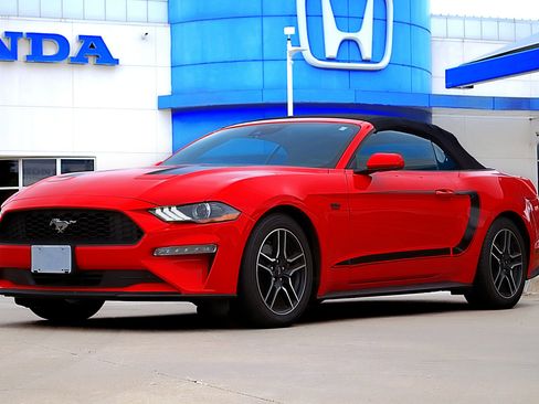 Used 2022 Ford Mustang Premium image 1
