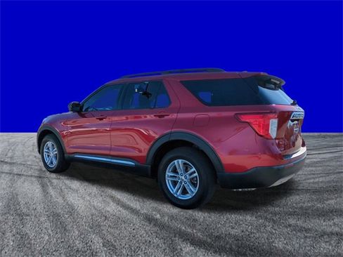 Certified 2020 Ford Explorer XLT w/ Equipment Group 202A image 6