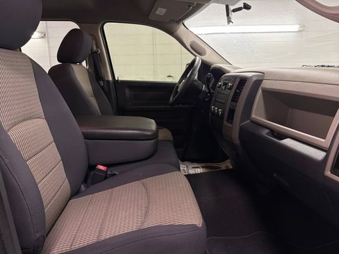 Used 2012 RAM 1500 Express RWD image 23