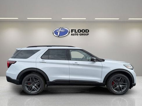 New 2026 Ford Explorer ST-Line AWD/4WD image 4