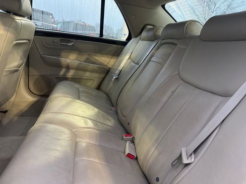 Used 2008 Cadillac DTS 1SB image 9