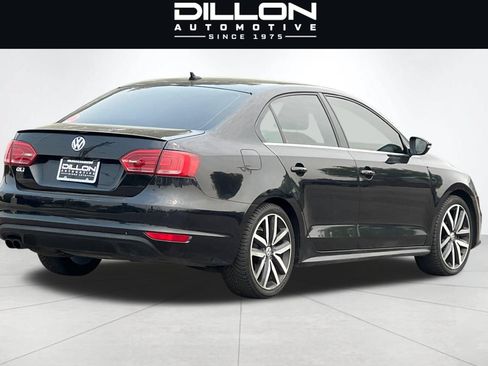Used 2014 Volkswagen Jetta GLI Autobahn FWD image 4