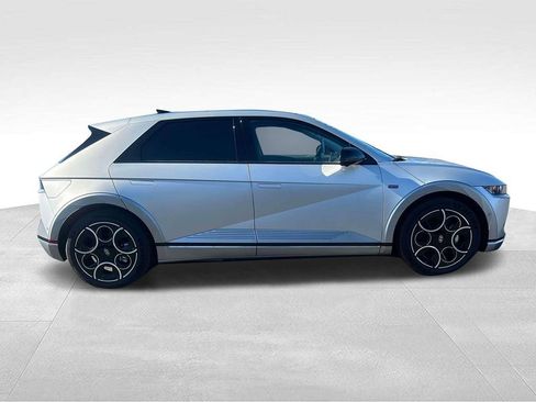 Used 2024 Hyundai Ioniq 5 Limited image 5