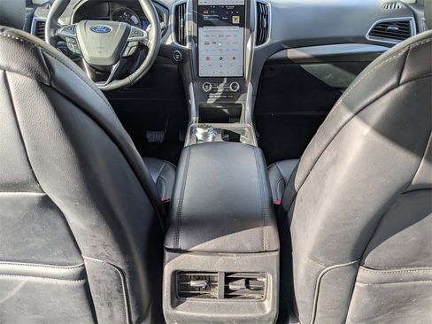 Used 2024 Ford Edge SEL image 30