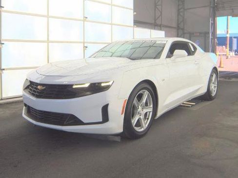 Used 2020 Chevrolet Camaro LT RWD image 1