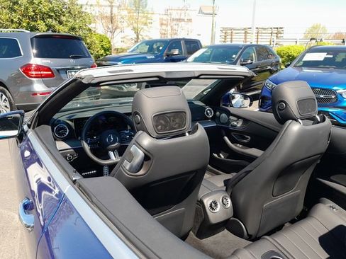 Used 2023 Mercedes-Benz E 450 4MATIC Cabriolet image 4