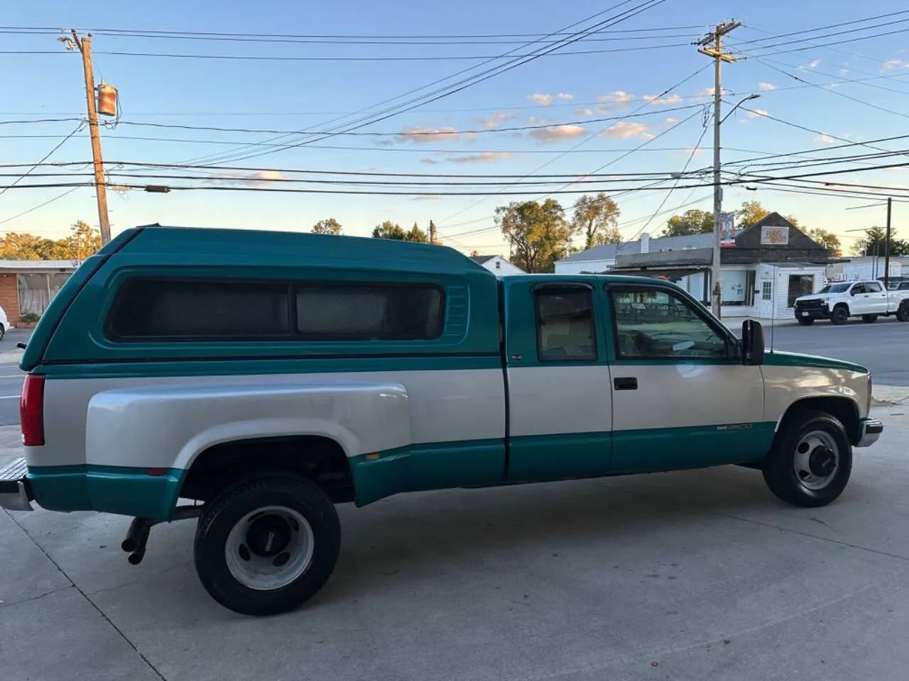 Used 1993 GMC Sierra 3500 2WD Extended Cab image 9