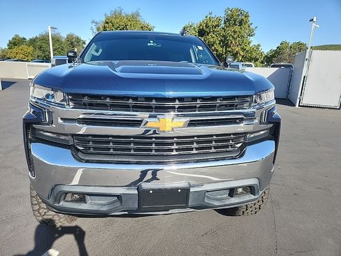 Used 2019 Chevrolet Silverado 1500 LT w/ All-Star Edition image 8