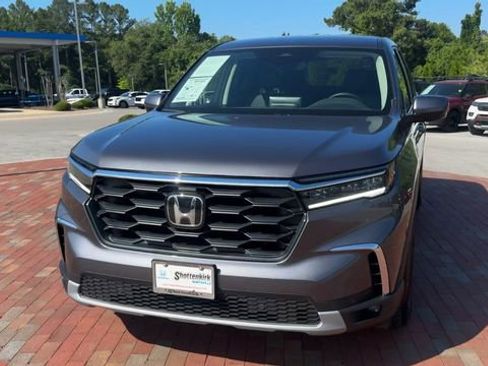 Certified 2025 Honda Pilot EX-L image 6