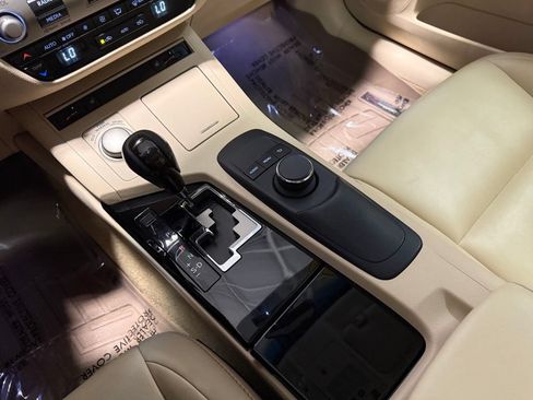 Used 2013 Lexus ES 350 w/ Premium Pkg FWD image 16