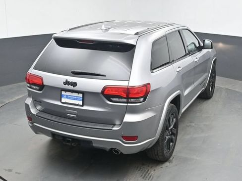 Used 2019 Jeep Grand Cherokee Altitude AWD/4WD image 37