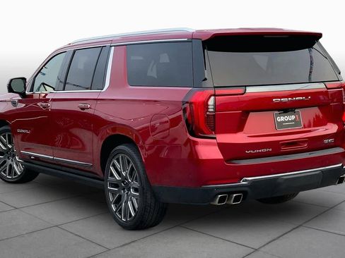 Used 2026 GMC Yukon XL Denali Ultimate AWD/4WD image 11