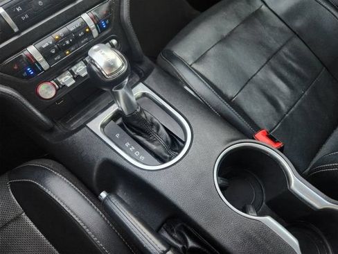 Used 2019 Ford Mustang GT Premium w/ GT Performance Package RWD image 18