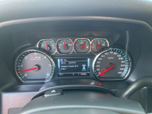 Used 2018 Chevrolet Silverado 1500 LT w/ Rally 2 Edition image 11