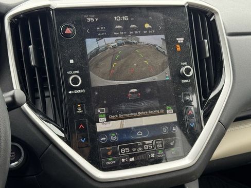 Used 2024 Subaru Ascent Limited w/ Technology Package image 3