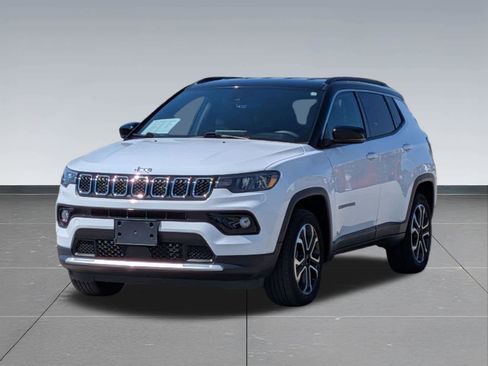 Used 2024 Jeep Compass Limited AWD/4WD image 9