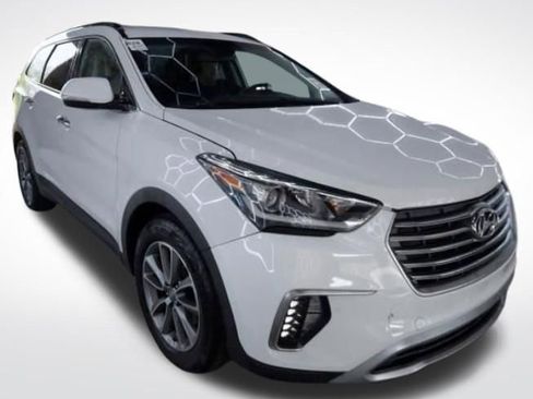 Used 2019 Hyundai Santa Fe XL SE w/ SE Premium Package 02 AWD/4WD image 2