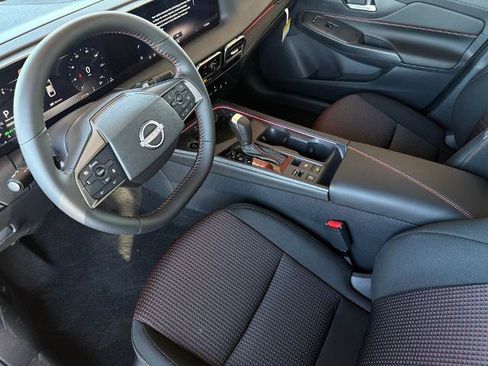New 2026 Nissan Sentra SR w/ Floor Mat Package FWD image 16