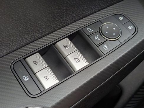 New 2025 Mitsubishi Outlander SEL image 25