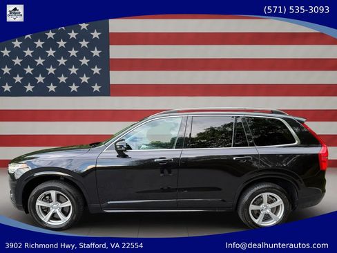 Used 2017 Volvo XC90 T5 Momentum AWD/4WD image 11