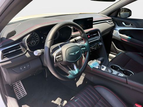 Used 2025 Genesis G70 2.5T w/ Sport Prestige Package RWD image 17