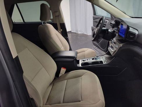 Used 2023 Ford Explorer 4WD image 22