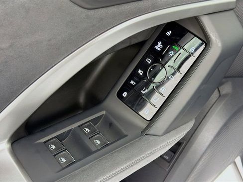 New 2025 Audi SQ5 Premium Plus image 18