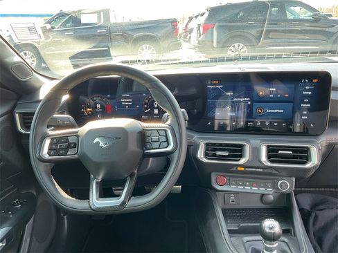 Used 2024 Ford Mustang GT Premium image 17