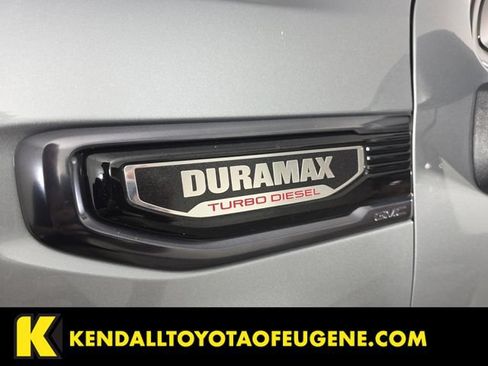 Used 2024 GMC Sierra 1500 AT4 w/ AT4 Premium Package AWD/4WD image 12