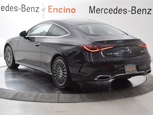 Used 2024 Mercedes-Benz CLE 300 4MATIC Coupe image 4