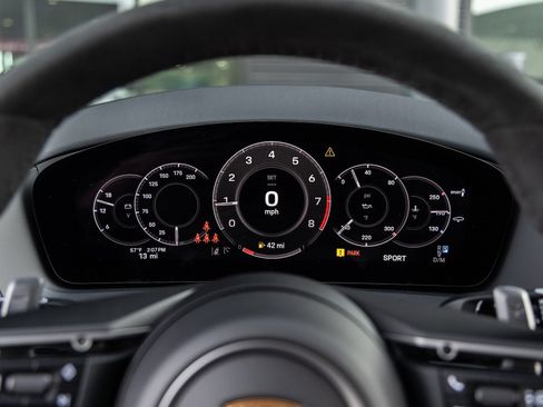 Certified 2026 Porsche Panamera RWD image 29