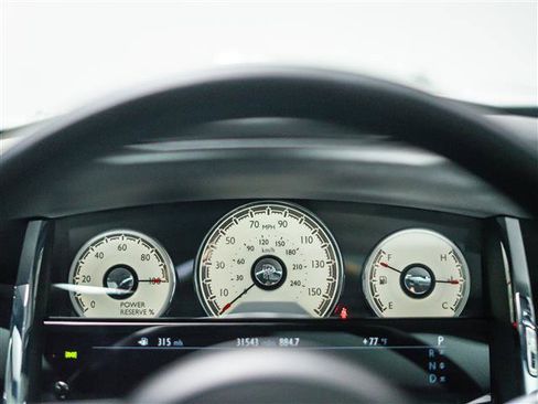 Used 2016 Rolls-Royce Wraith image 24