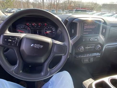 Used 2022 Chevrolet Silverado 1500 Custom Trail Boss w/ LPO, Dark Essentials Package image 21