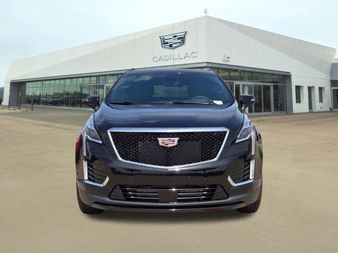 New 2026 Cadillac XT5 Sportv w/ LPO, Floor Liner Package image 2