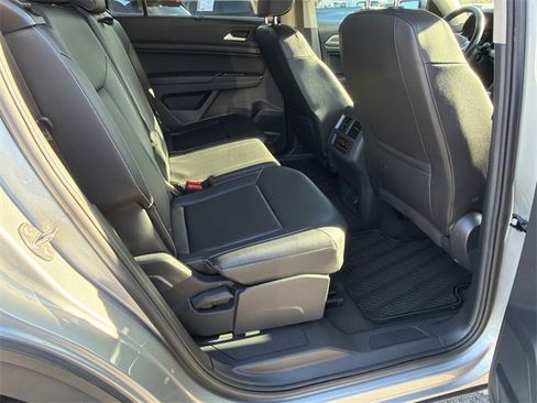 Used 2021 Volkswagen Atlas SE image 15