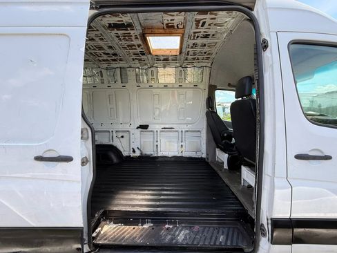 Used 2008 Dodge Sprinter 2500 RWD image 34