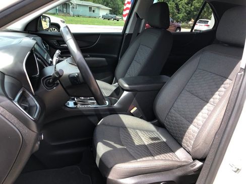 Used 2018 Chevrolet Equinox LT image 10