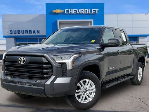 Used 2025 Toyota Tundra SR5 AWD/4WD image 1