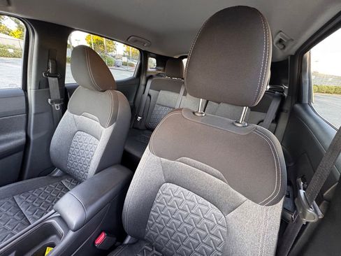 Certified 2025 Nissan Kicks SV image 13