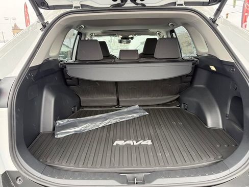 New 2025 Toyota RAV4 XLE image 17