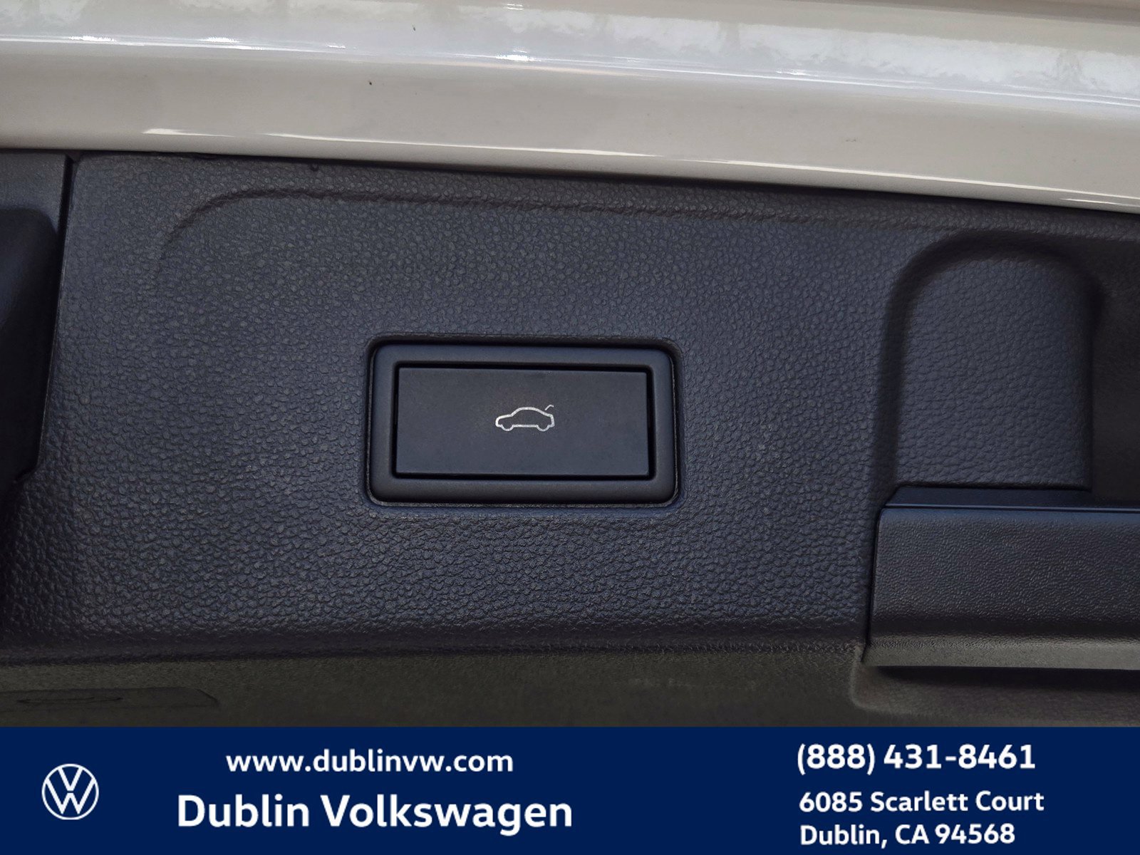 Certified 2023 Volkswagen Atlas SE w/ Panoramic Sunroof Package FWD image 27