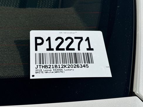 Used 2019 Lexus ES 300h w/ Accessory Package 2 FWD image 33