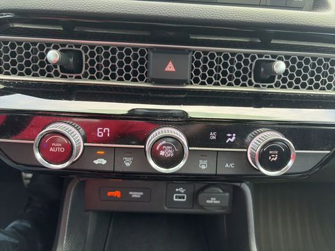 Certified 2024 Honda Civic Sport image 17