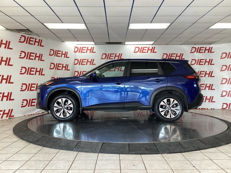 Used 2023 Nissan Rogue SV AWD/4WD image 4
